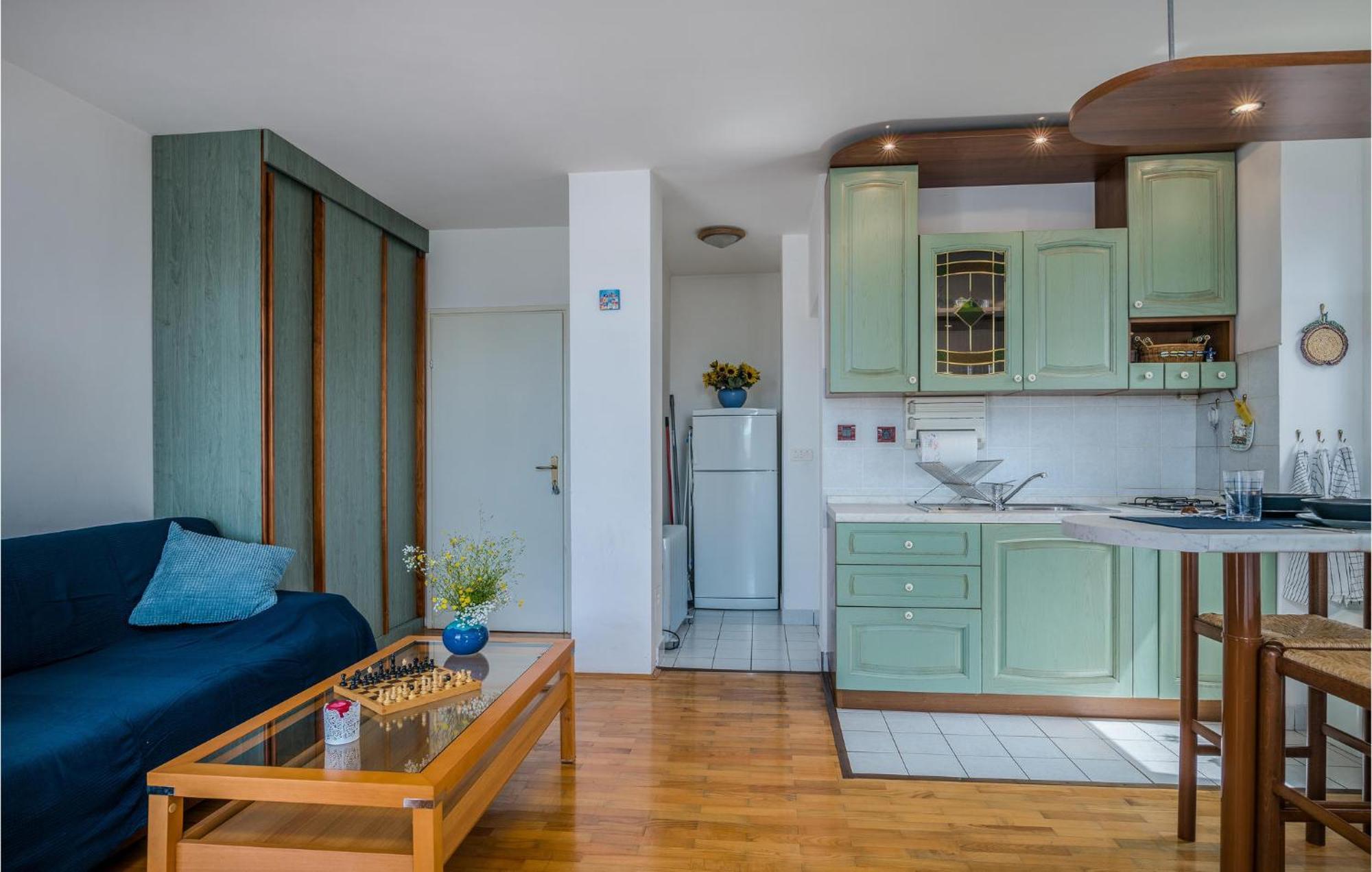 Amazing Apartment In Krk With Kitchen Krk Town Eksteriør billede