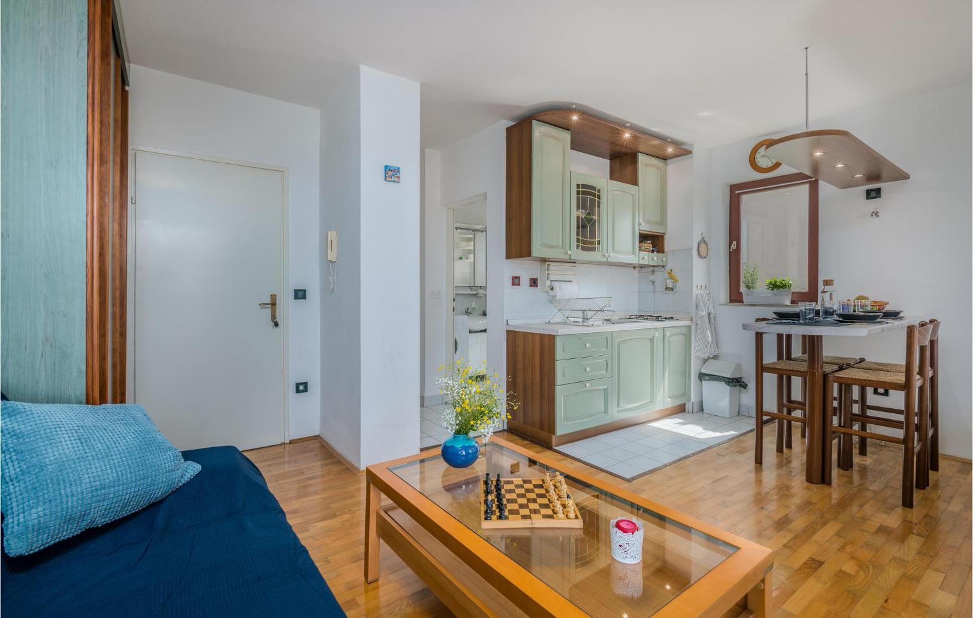 Amazing Apartment In Krk With Kitchen Krk Town Eksteriør billede