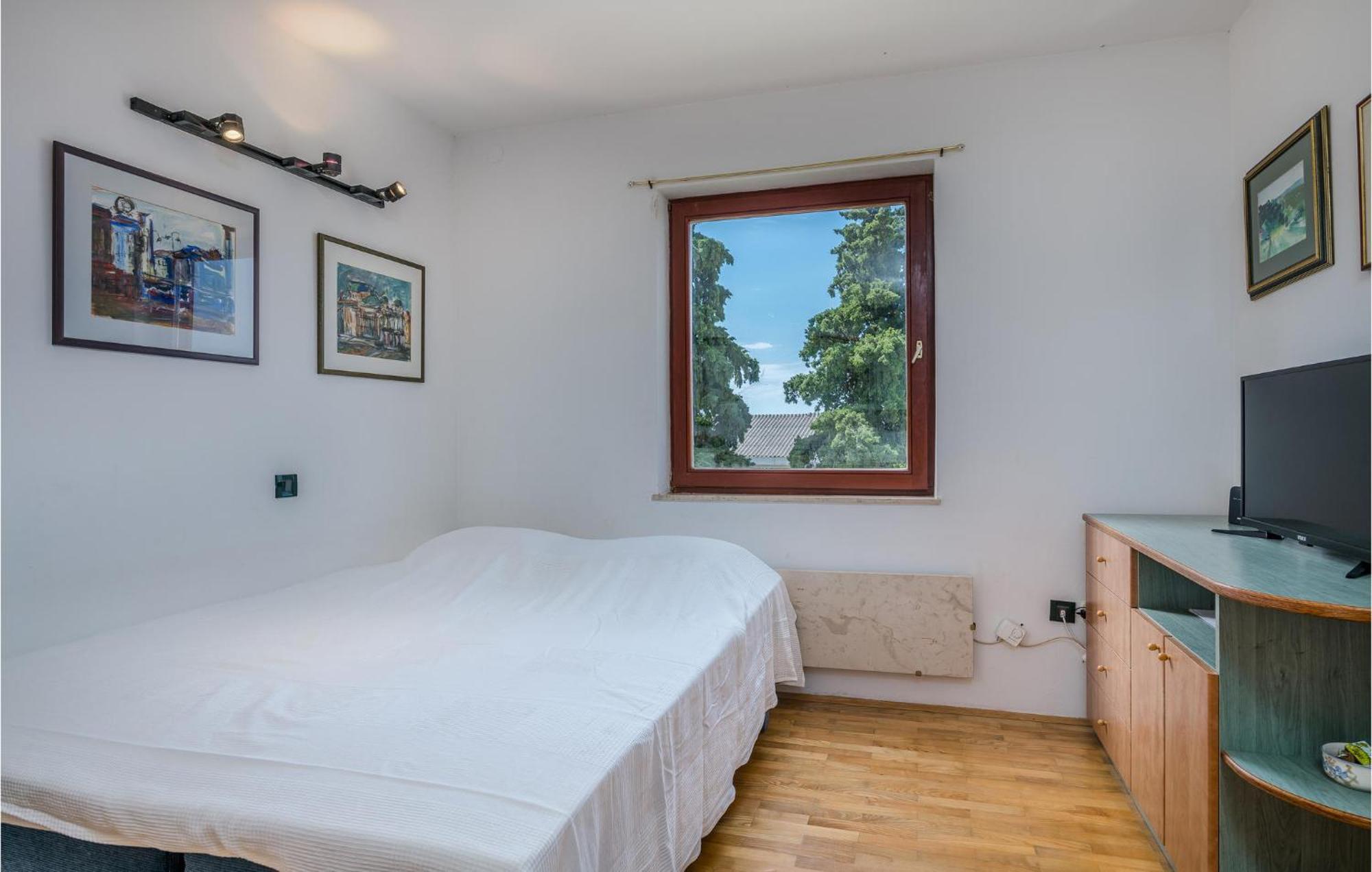 Amazing Apartment In Krk With Kitchen Krk Town Eksteriør billede